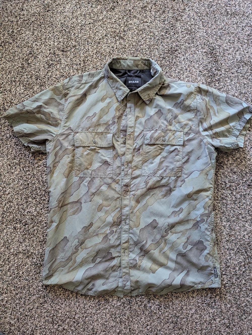 Prana Men's Large Camo Synthetic/Cotton Blend buttondown
